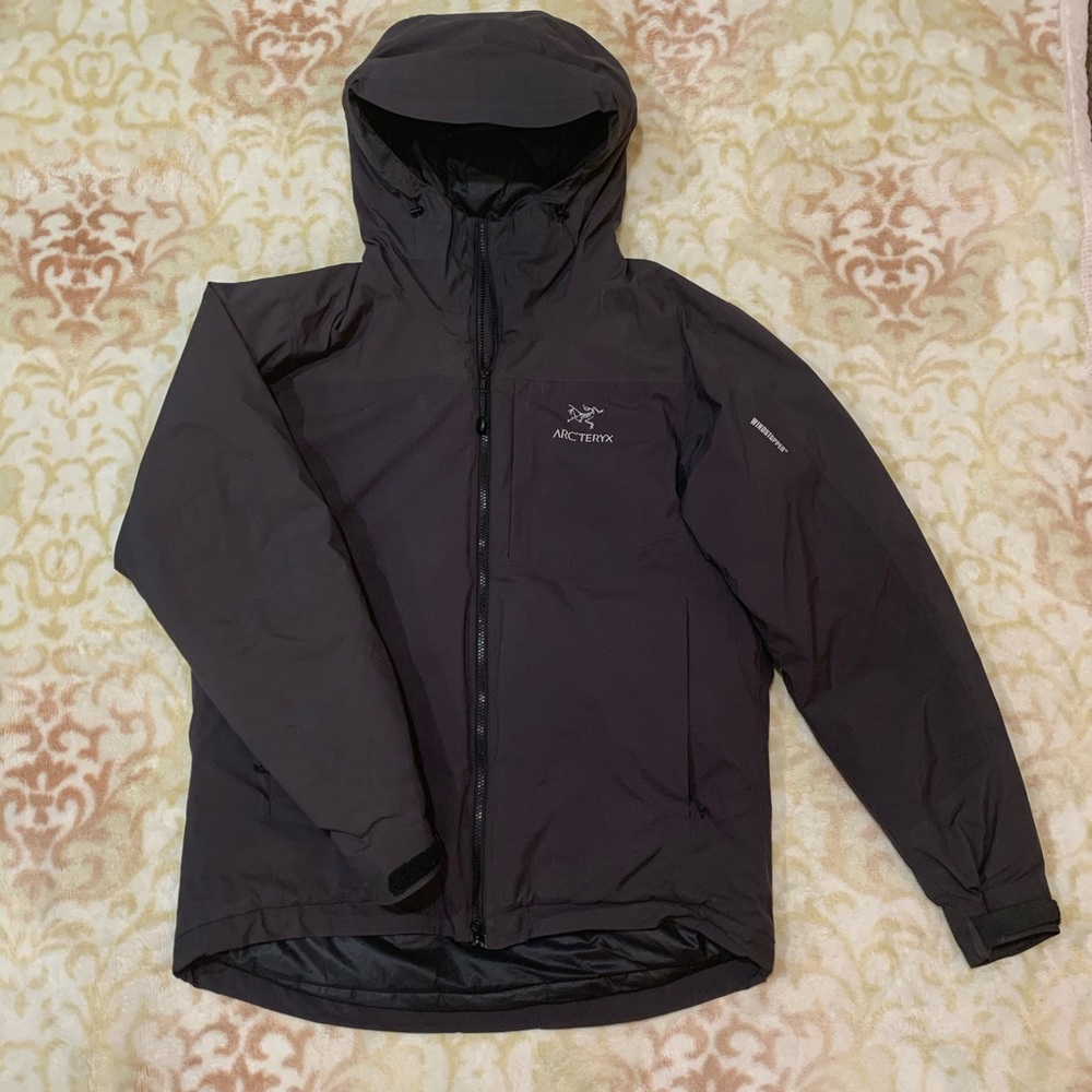 Vintage 2000’s Arc’teryx Windstopper Jacket